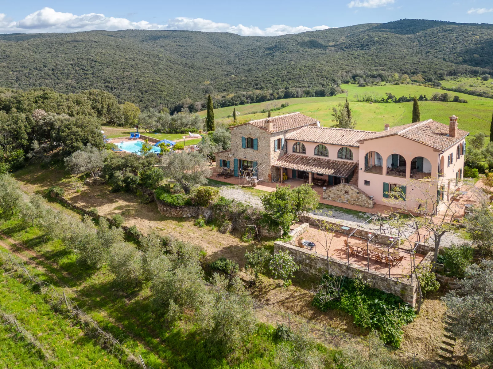 Villa Marsiliana-Buiten