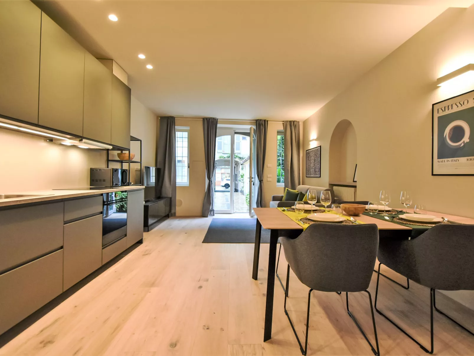 Crocetta Courtyard Apartment-Binnen