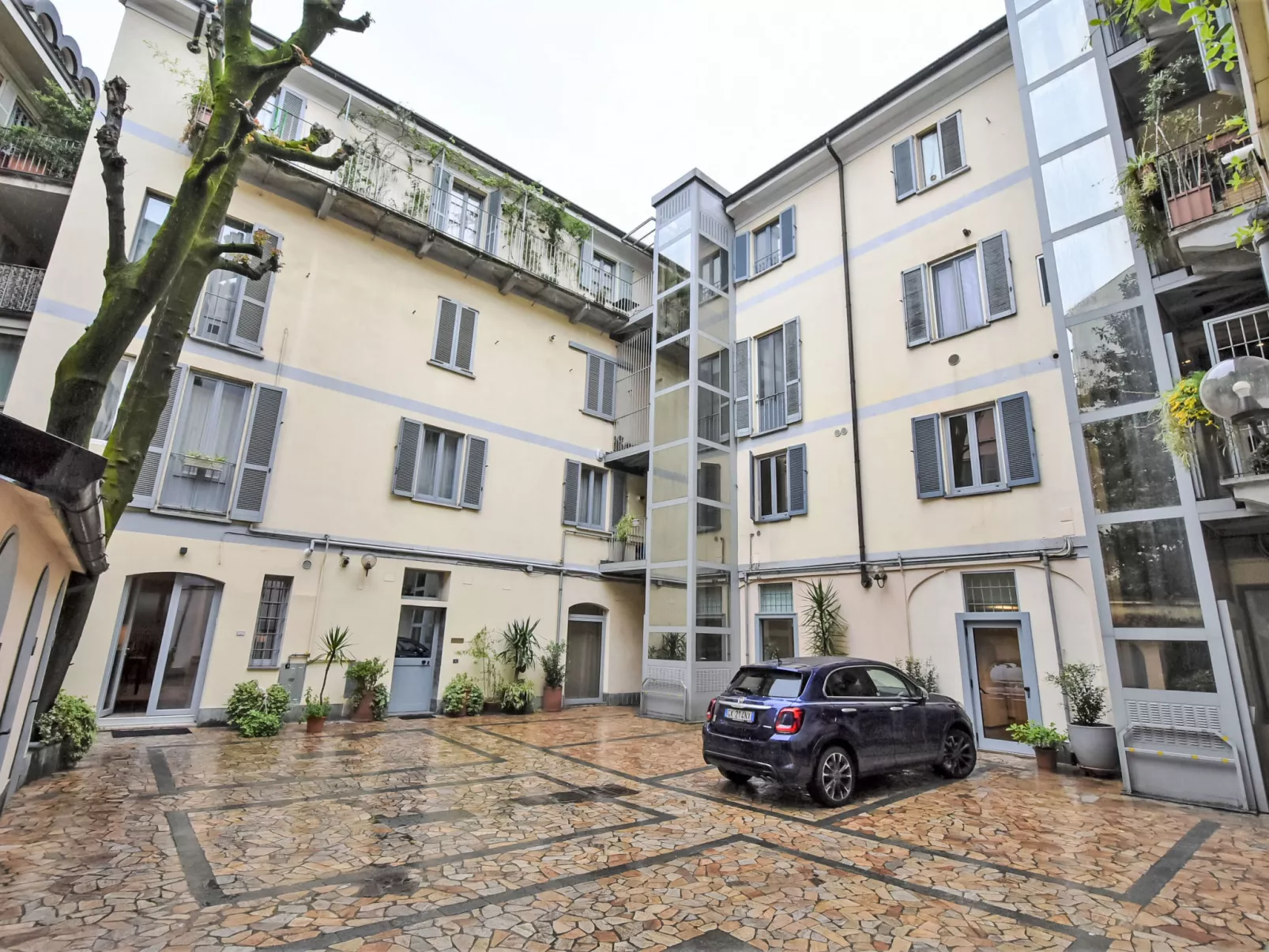 Crocetta Courtyard Apartment-Buiten