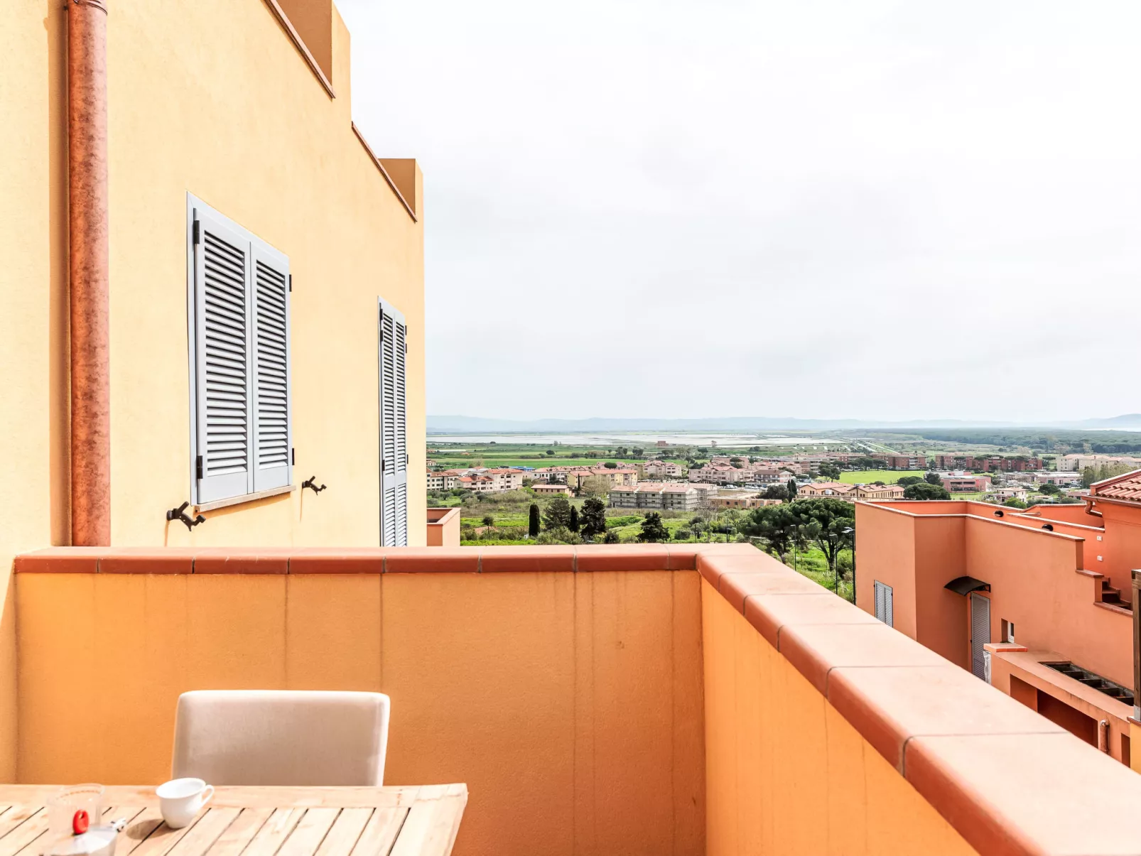 La nuova terrazza-Buiten