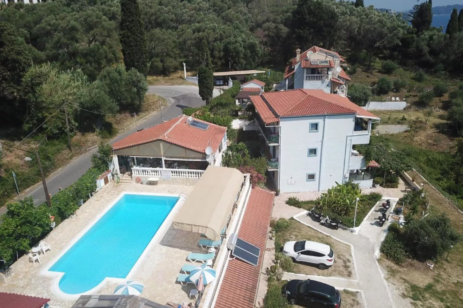 Andromaches Apartments Superior Double Studio-Buitenkant zomer