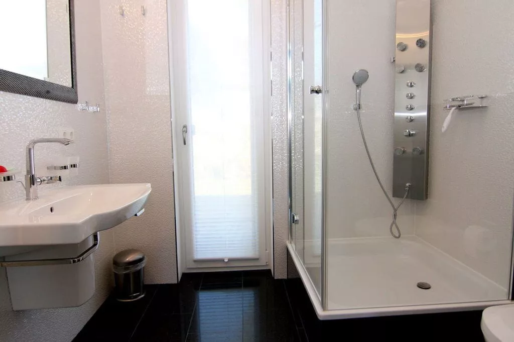 62638-Badkamer
