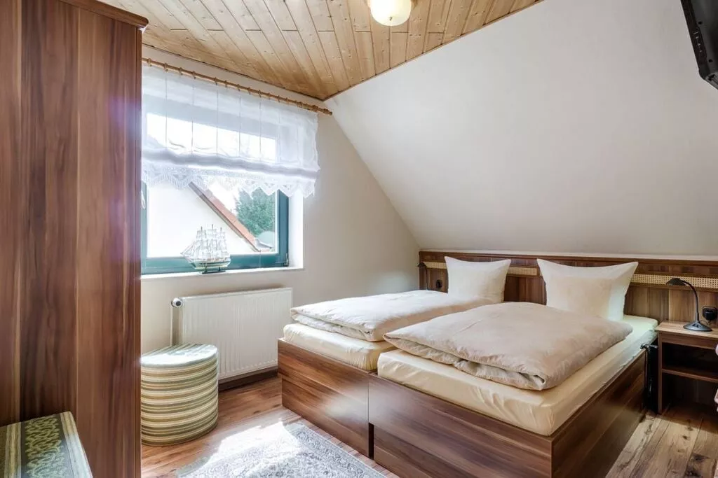 38067-Slaapkamer