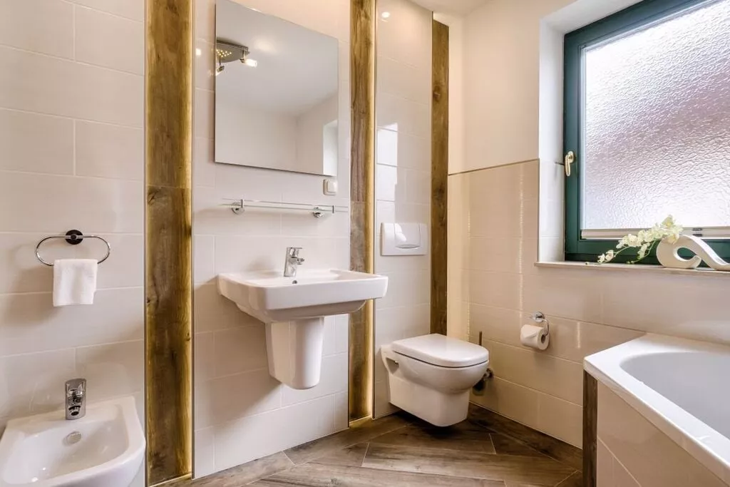 38067-Badkamer