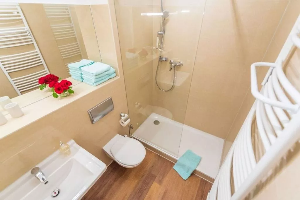 26737-Badkamer