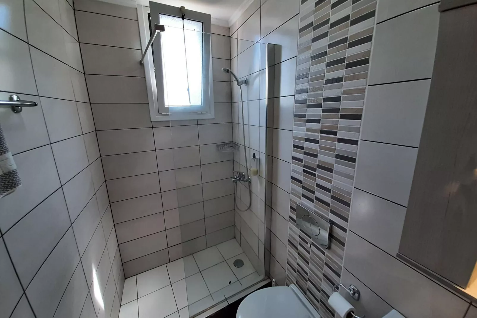 Andromaches Apartments Superior Double Studio-Badkamer