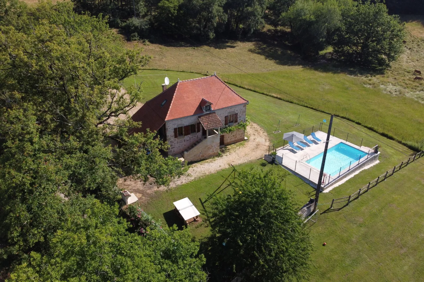 Maison de vacances Rueyres-Zwembad