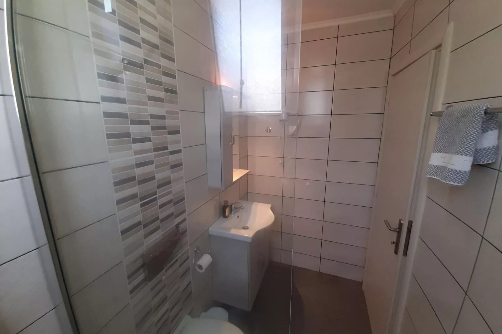 Andromaches Apartments Superior Double Studio-Badkamer