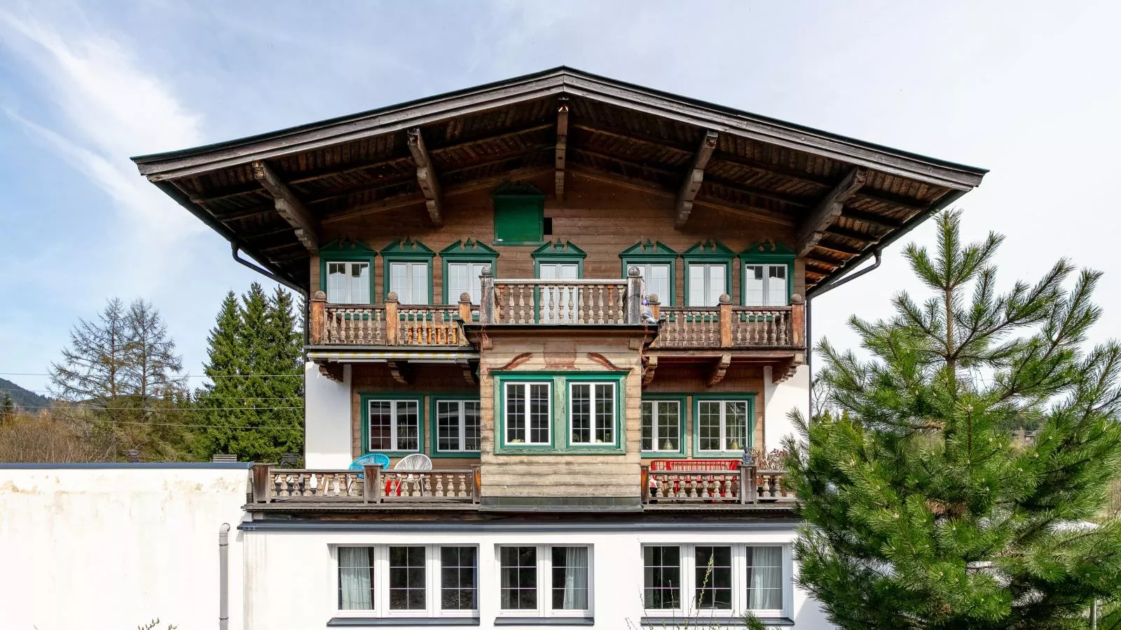 Villa Kitz-Buitenkant zomer