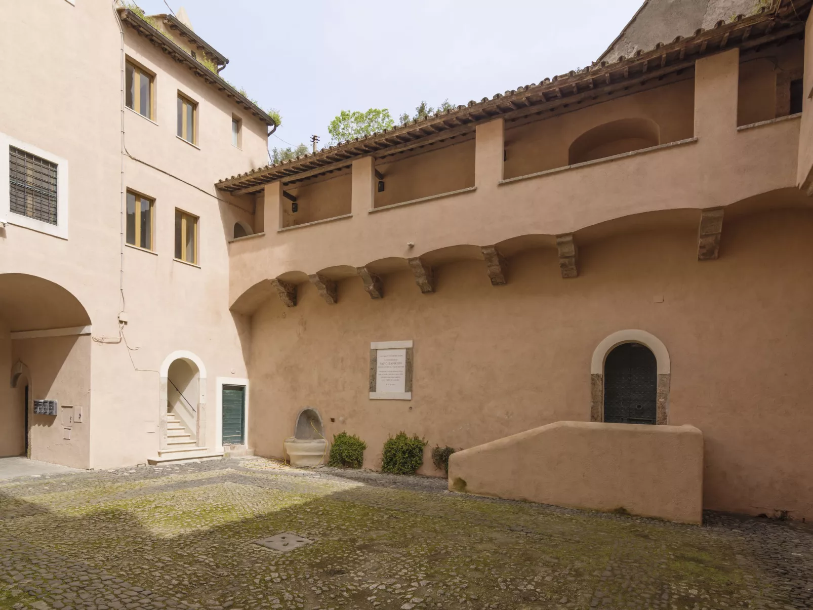 Castello di Torre in Pietra-Buiten
