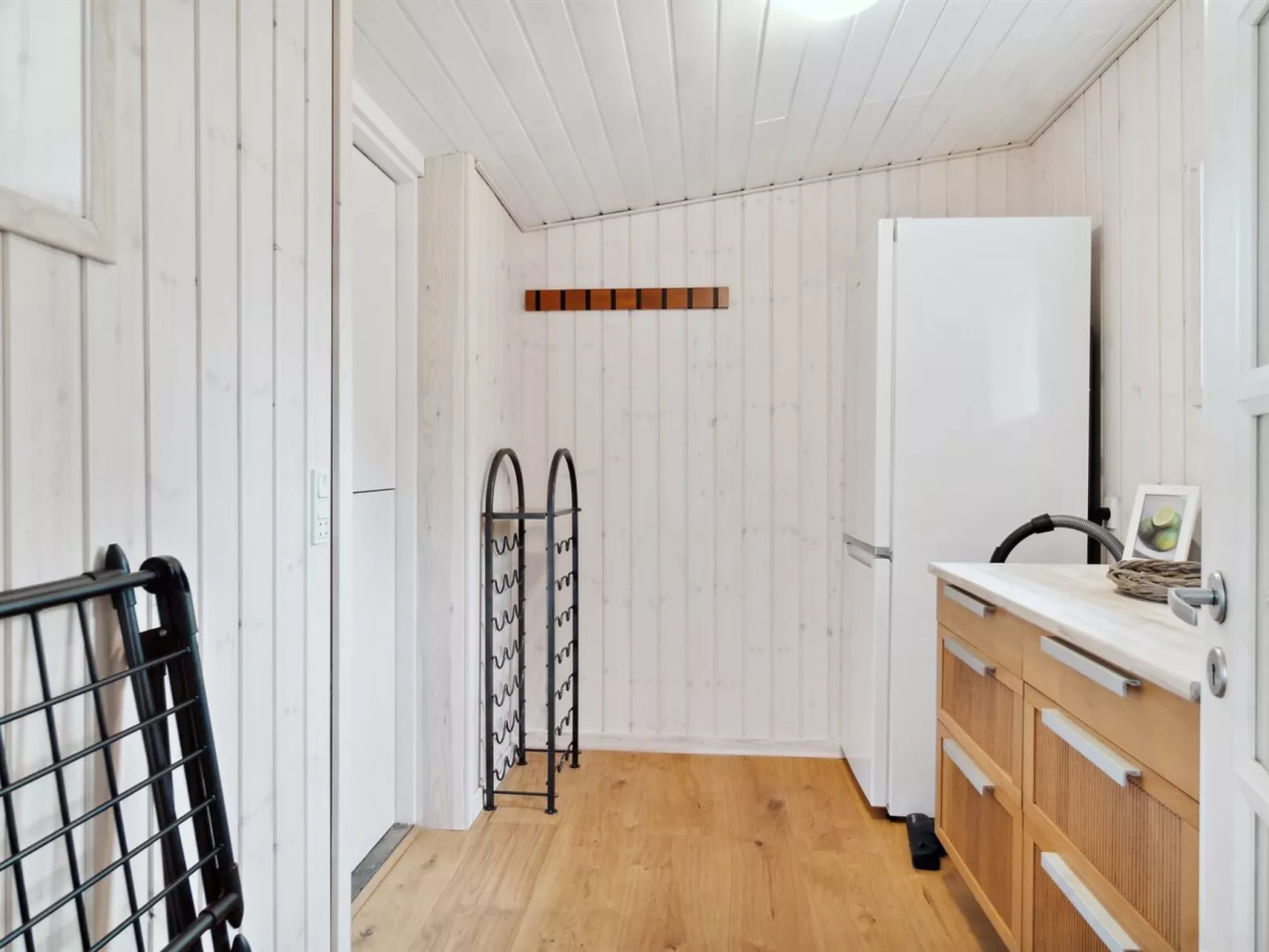 "Bjorn" - 4.3km from the sea-Binnen