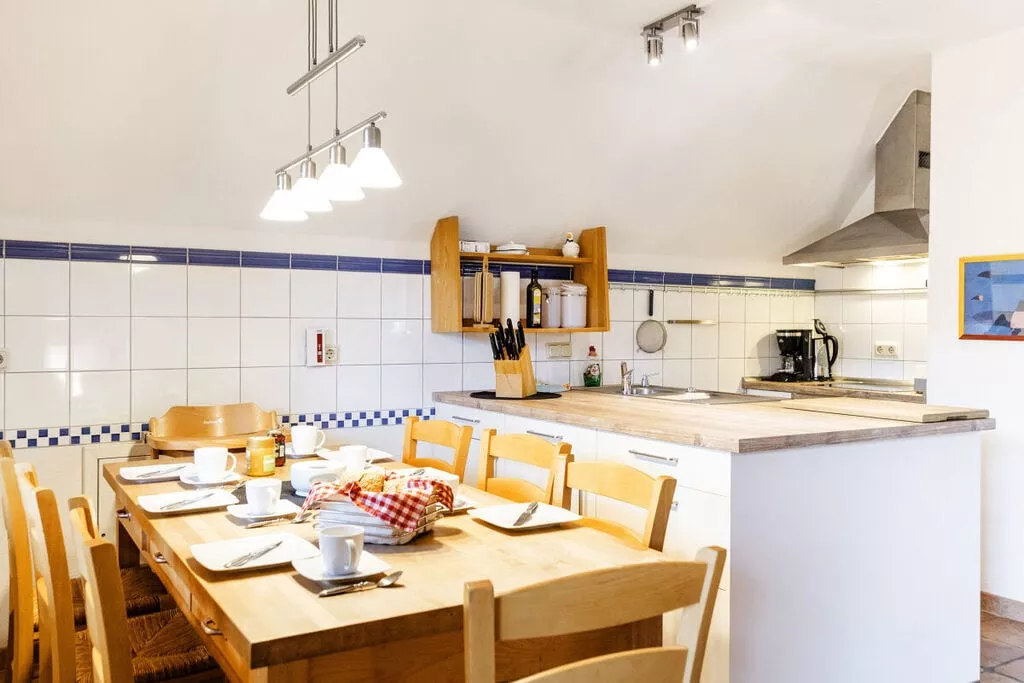 164421-Eetkamer