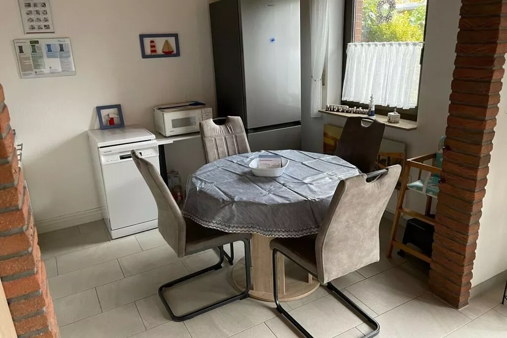 295862-Eetkamer
