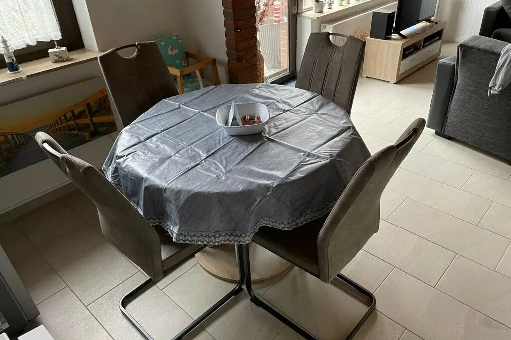 295862-Eetkamer