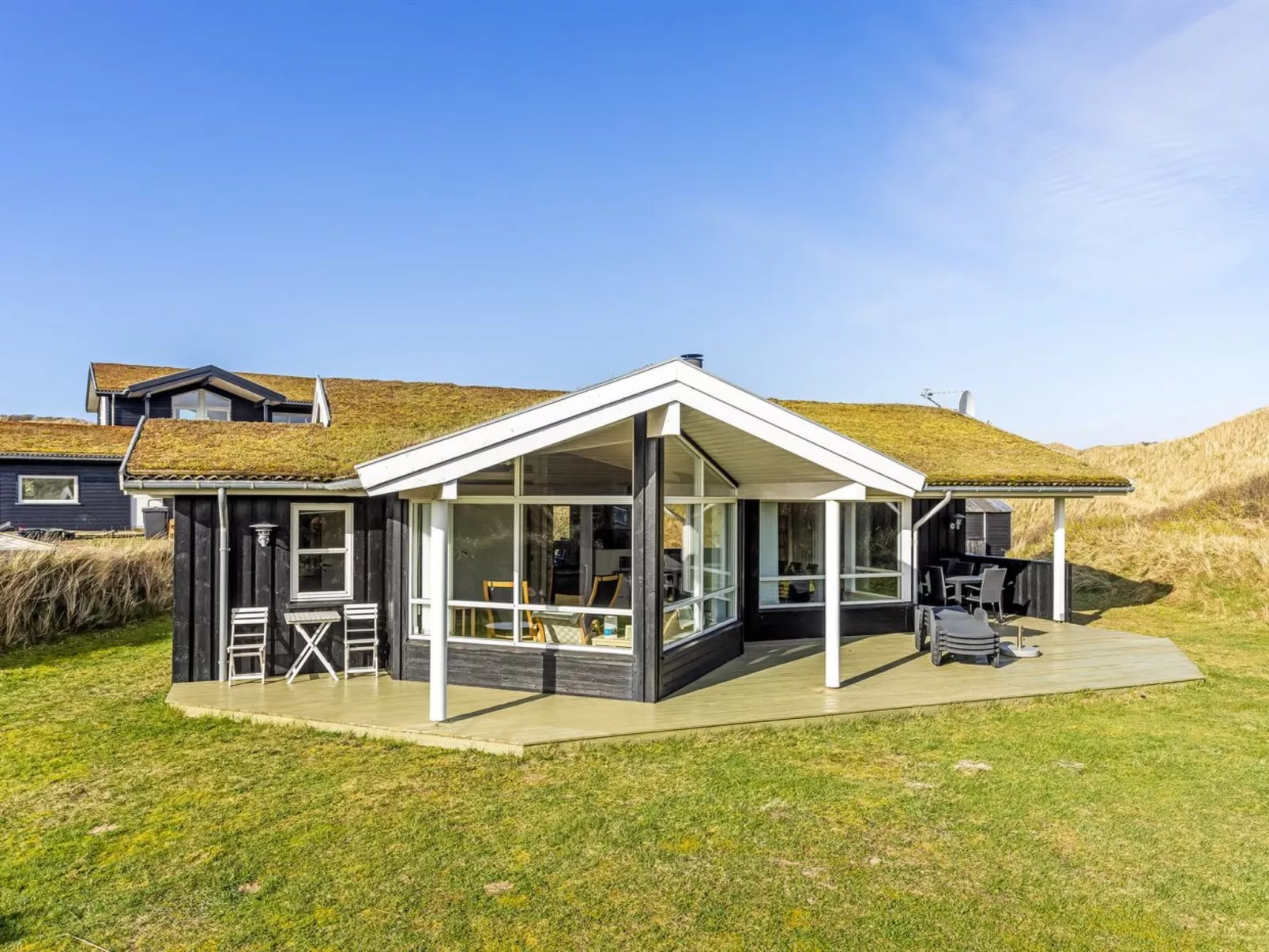 "Bovi" - 300m from the sea-Buiten