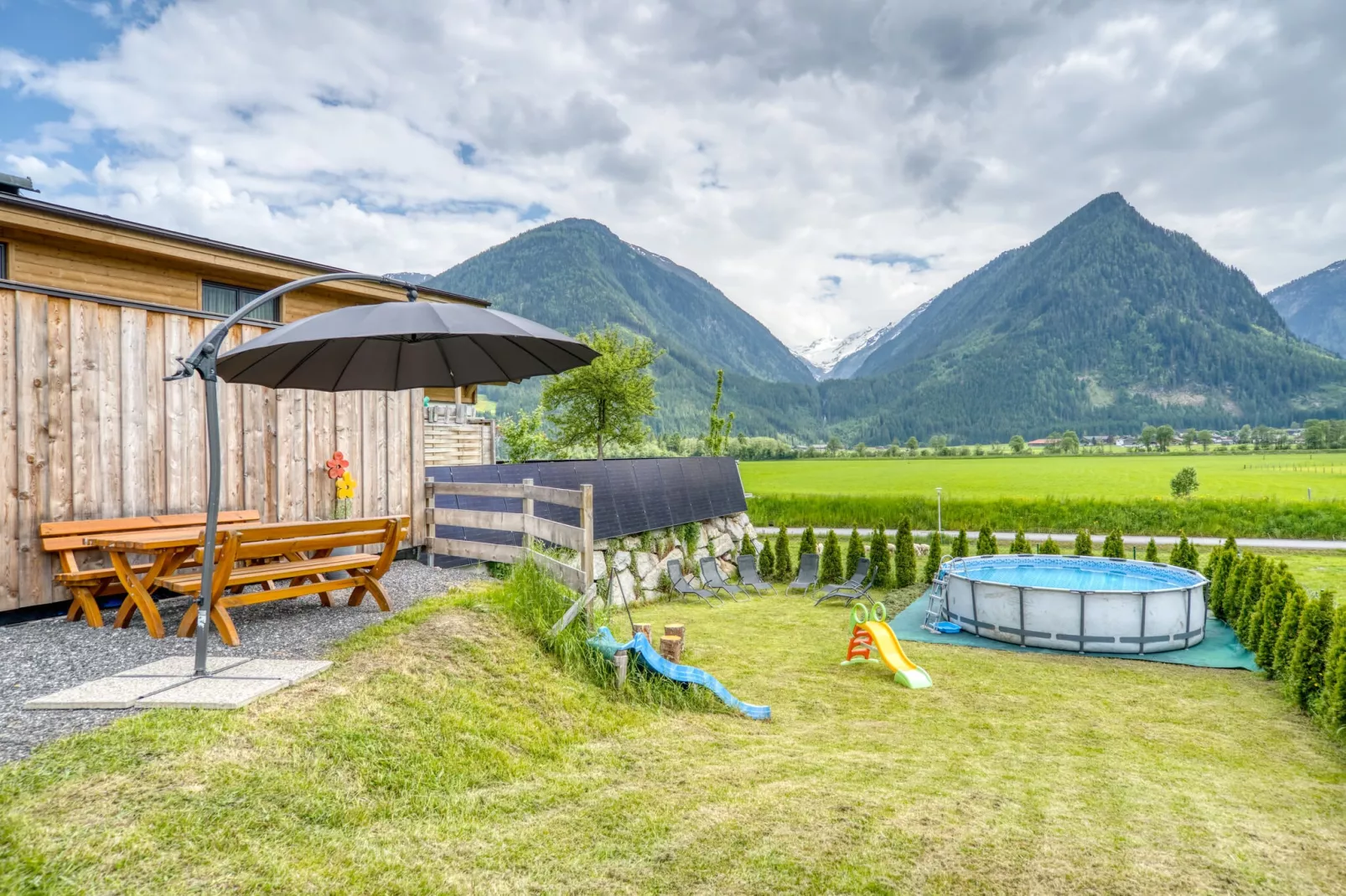 Haus Ferien - kleine Belegung-Terrasbalkon