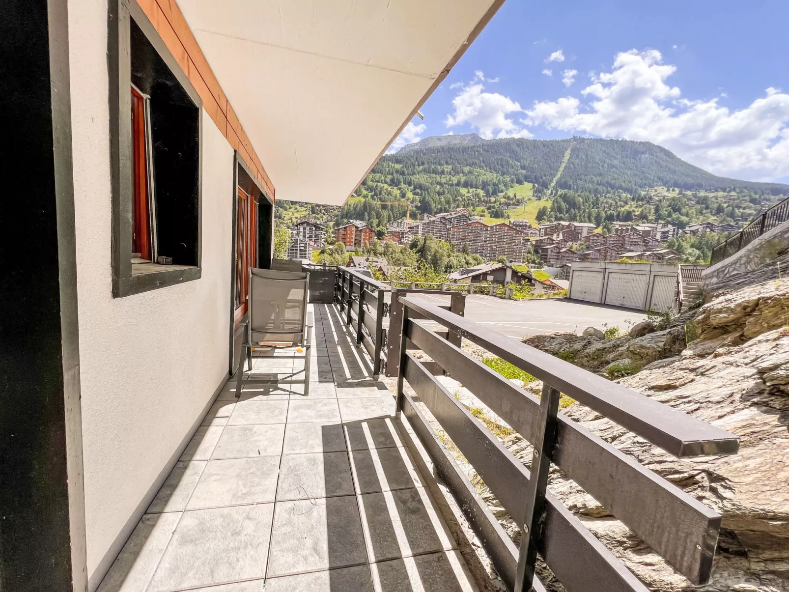 Sunny mountain apartment Aiglon A0-Buiten