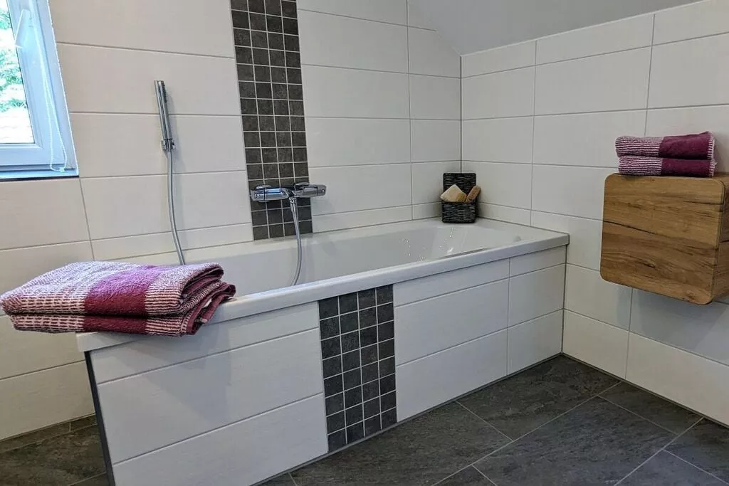 464620-Badkamer