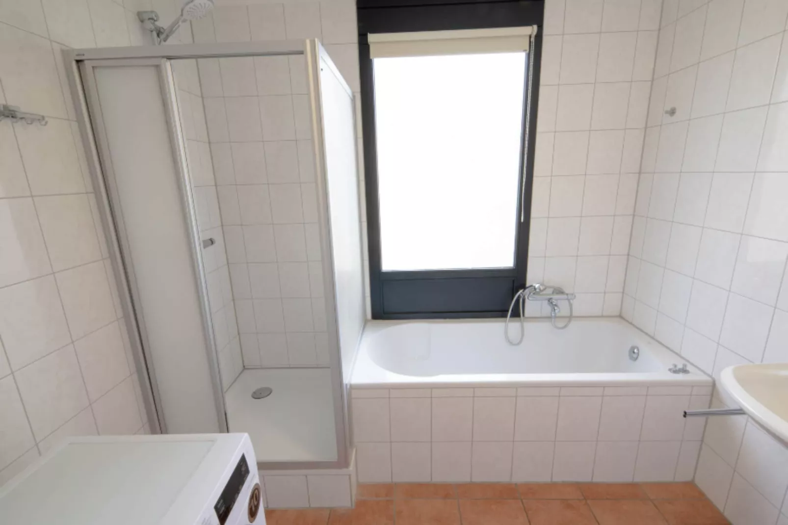 Premium bungalow – max 6 personen – Nummer 109-Badkamer