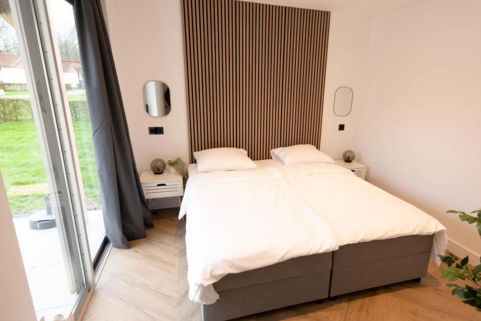 Luxe bungalow – Max 6 personen – Nummer 53-Slaapkamer