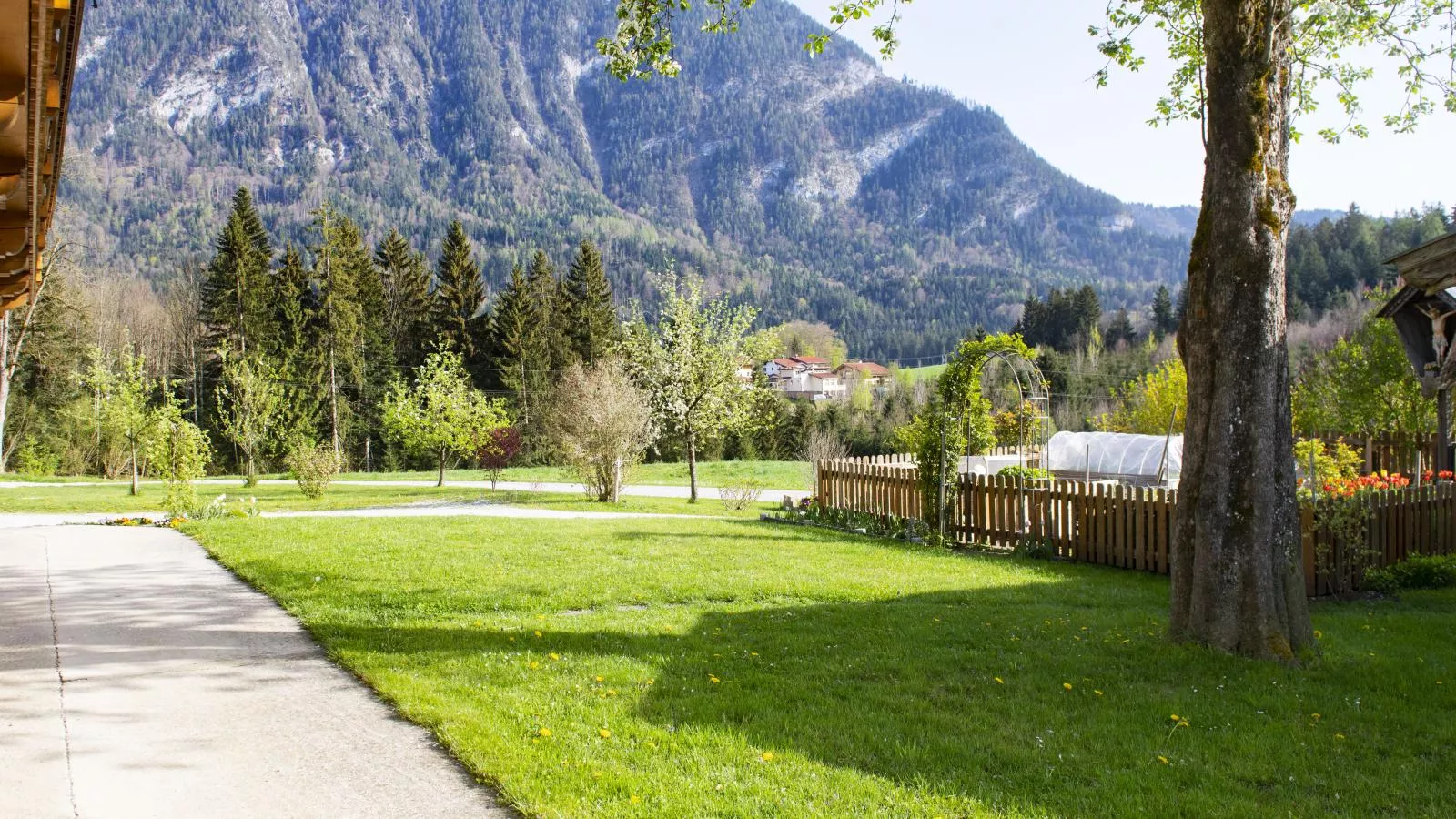 Auszeit am Bauernhof-Tuinen zomer