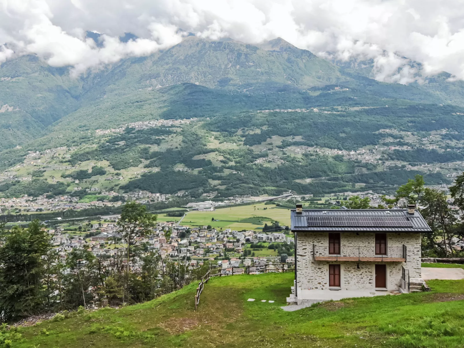 La Quiete Mountain Home-Buiten