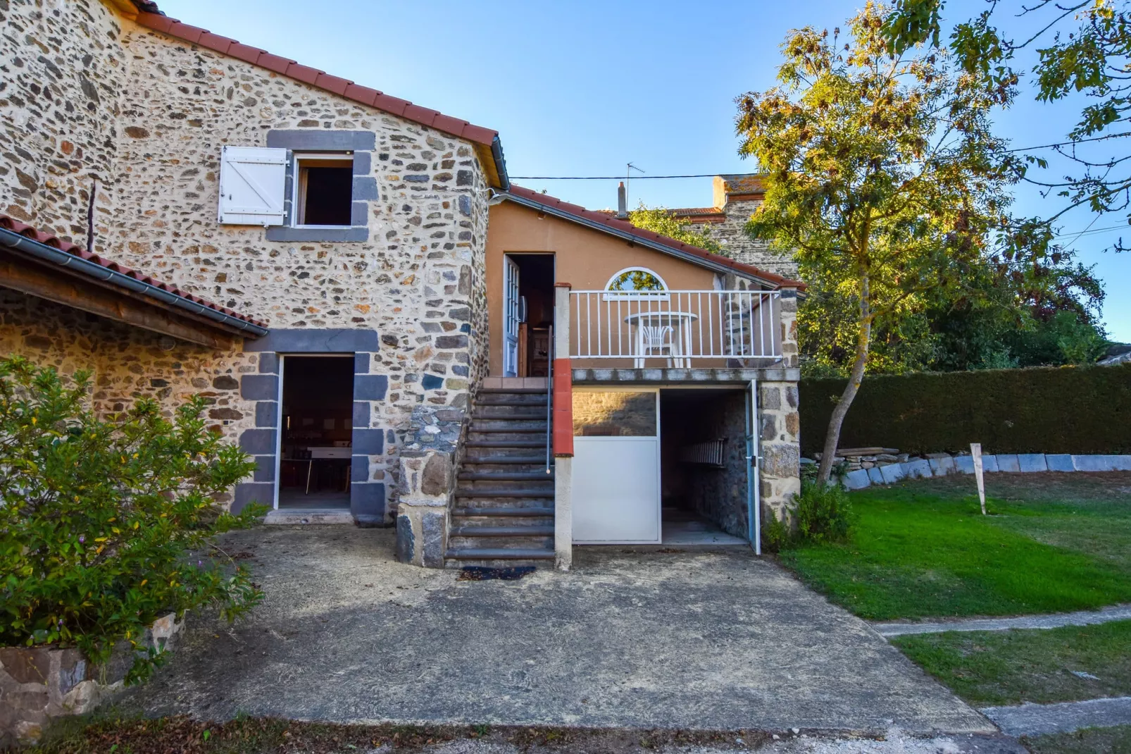 Maison pour 3 personnes à la campagne-Buitenkant zomer