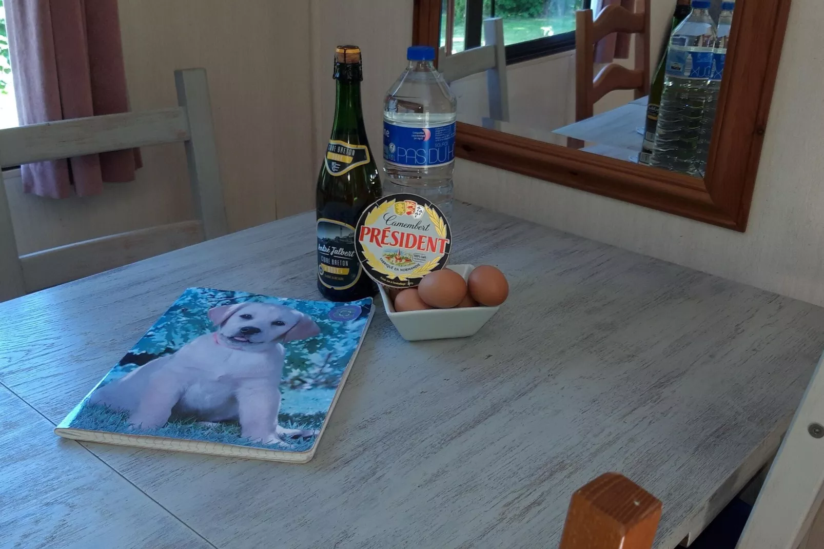 Mobil-home Grenterie-Eetkamer