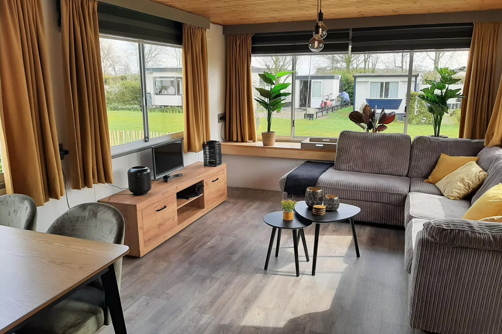 Chalet Alkenhaer nr 141-Uitzicht zomer