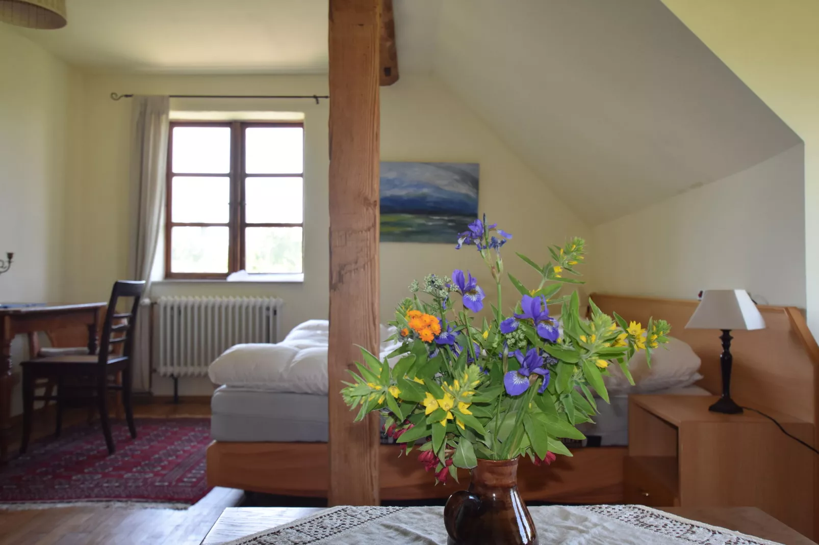 Ferienwohnung Parkblick mit 3 Schlafzimmern-Eetkamer