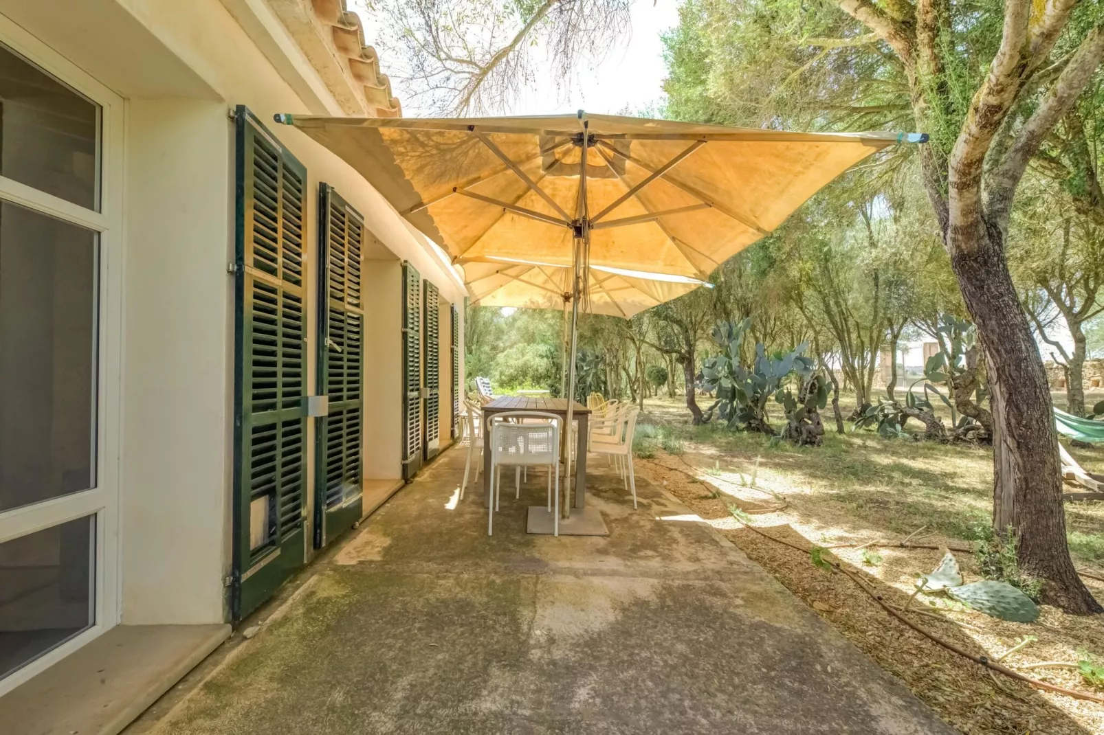 El Taller-Terrasbalkon