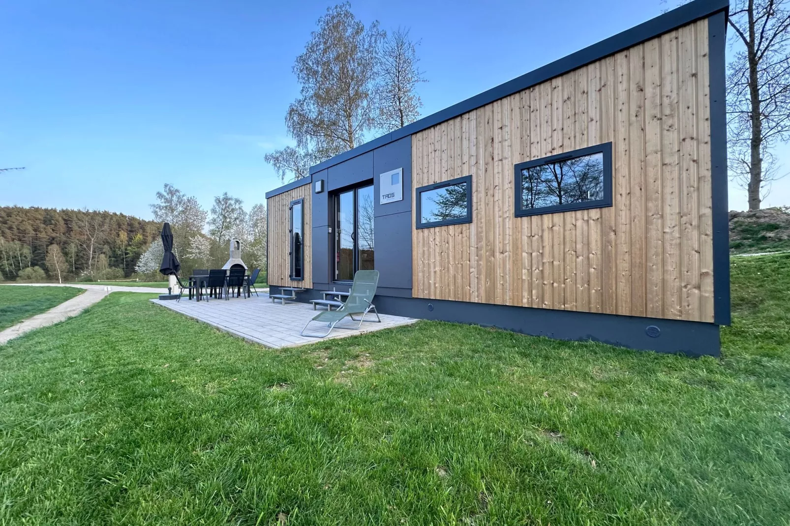 FERIENDORF SEEBLICK - Tiny Chalet am Eixendorfer See-Terrasbalkon