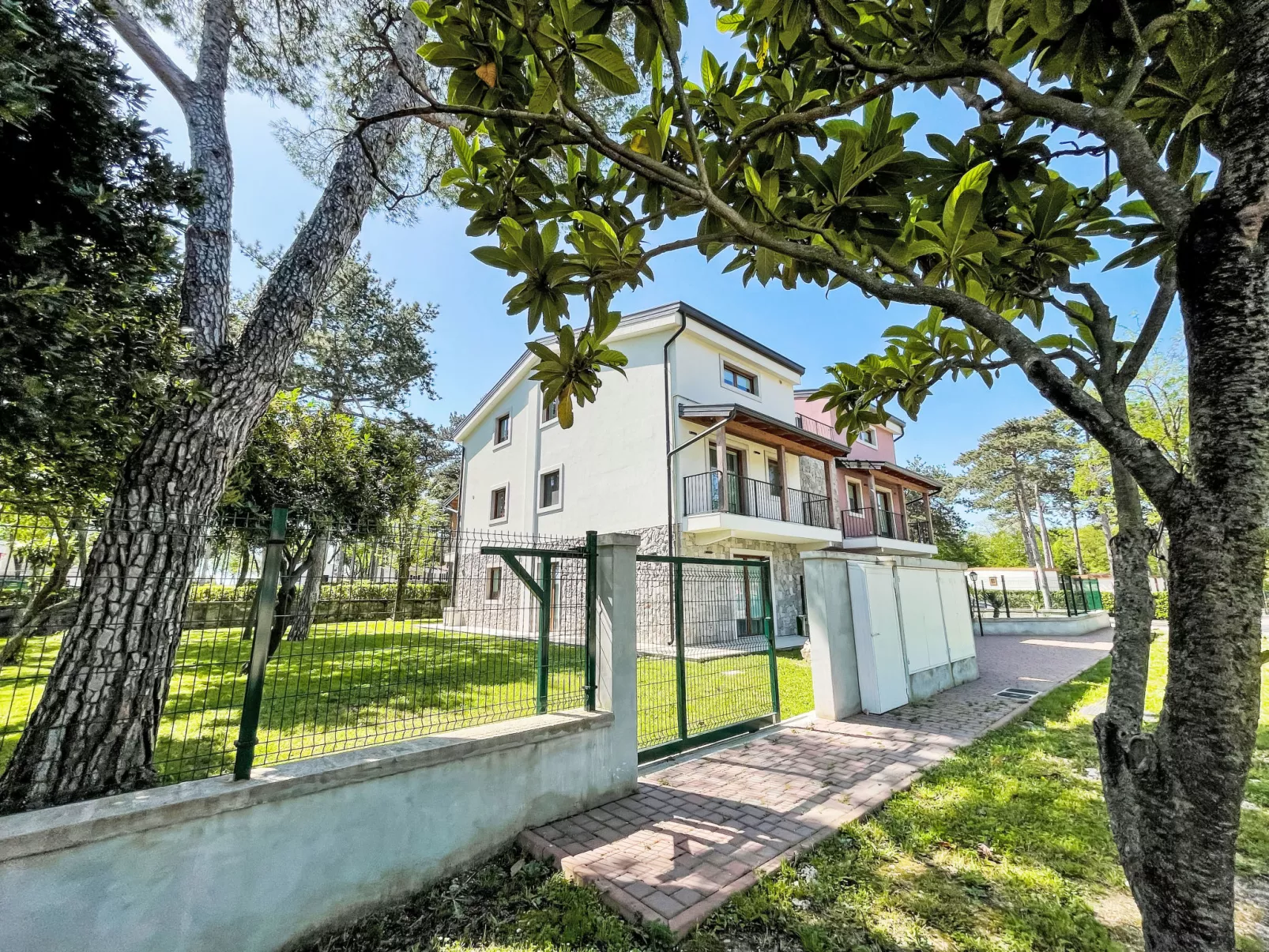 Residence Baia Rilke, App. Pineta-Buiten