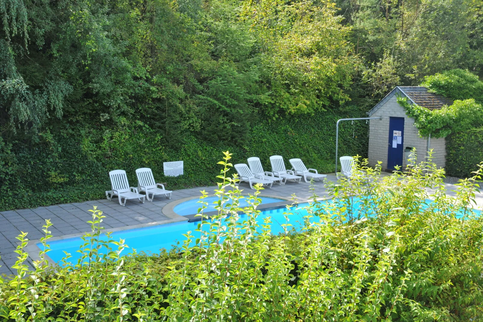 Mooi appartement in Durbuy met een zwembad-Parkfaciliteiten