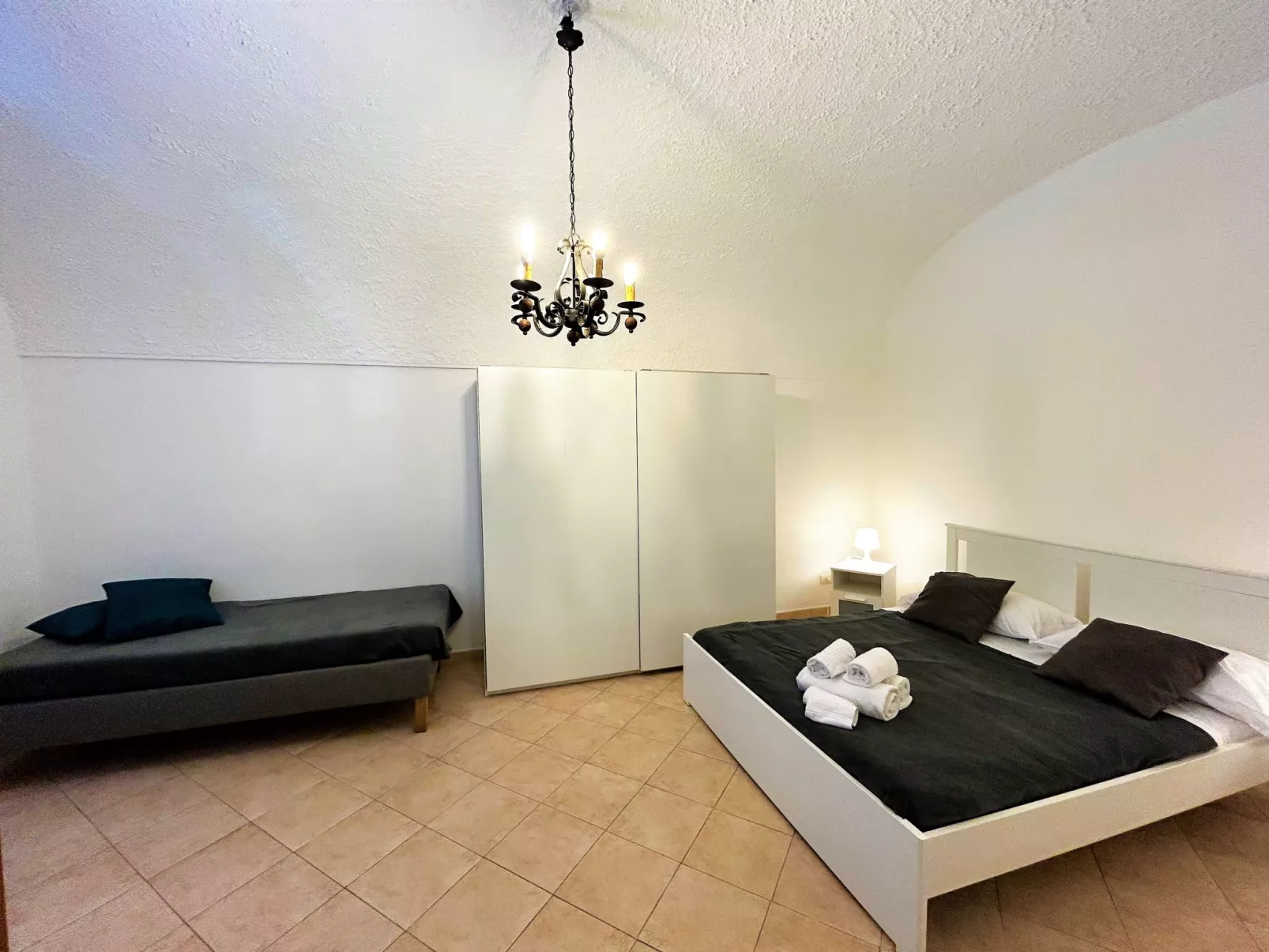 Casa Vacanza Zuddas-Binnen