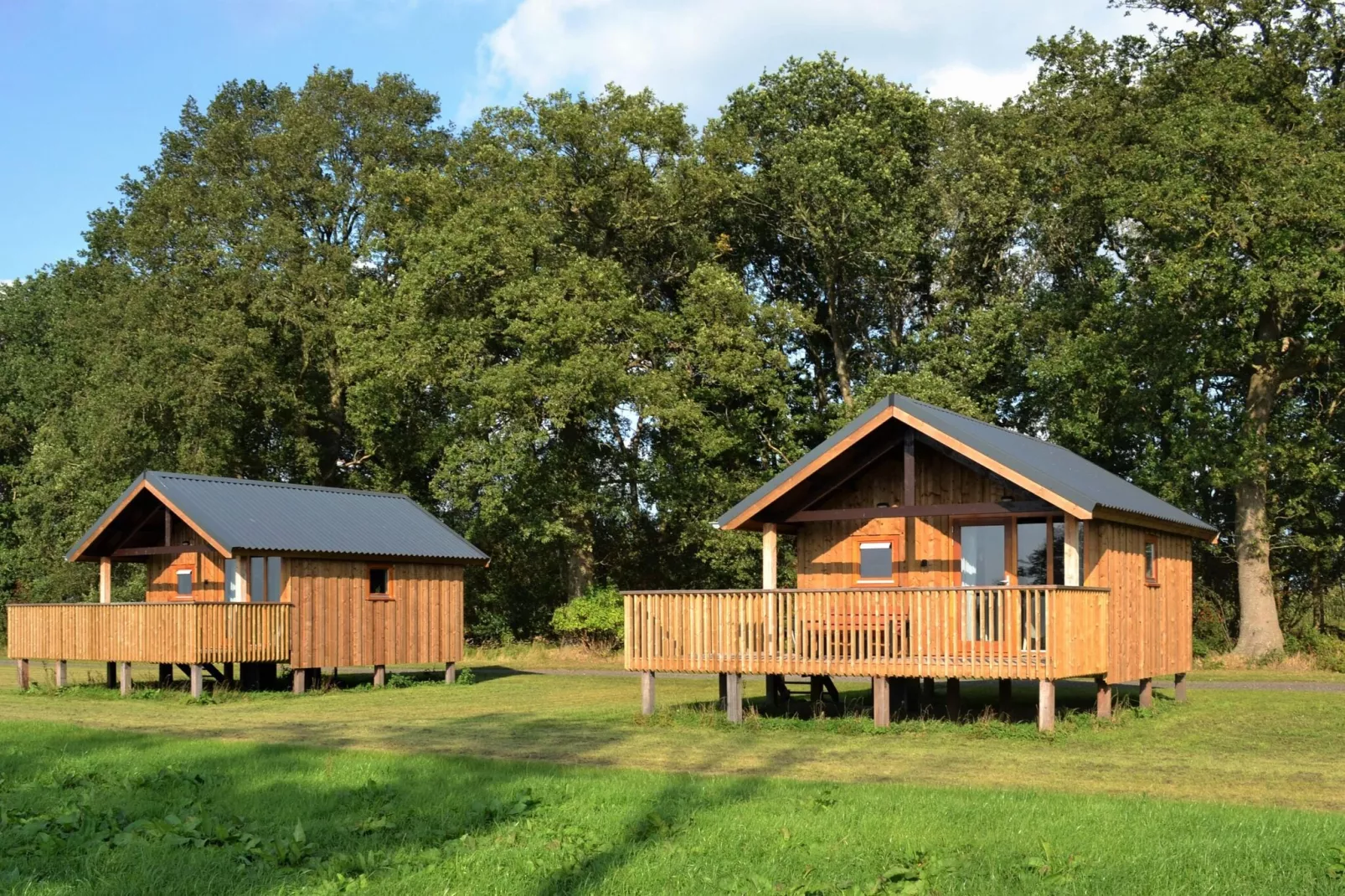 Sfeervolle Acker Lodge A-Buitenkant zomer