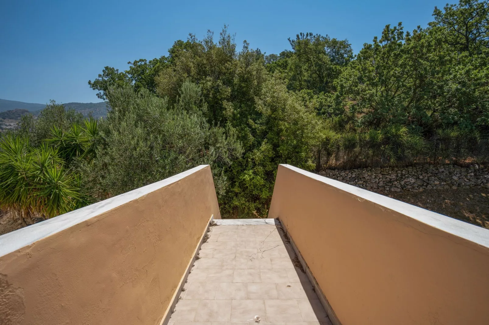 Heerlijke studio op Lesbos met zwembad-Overloop