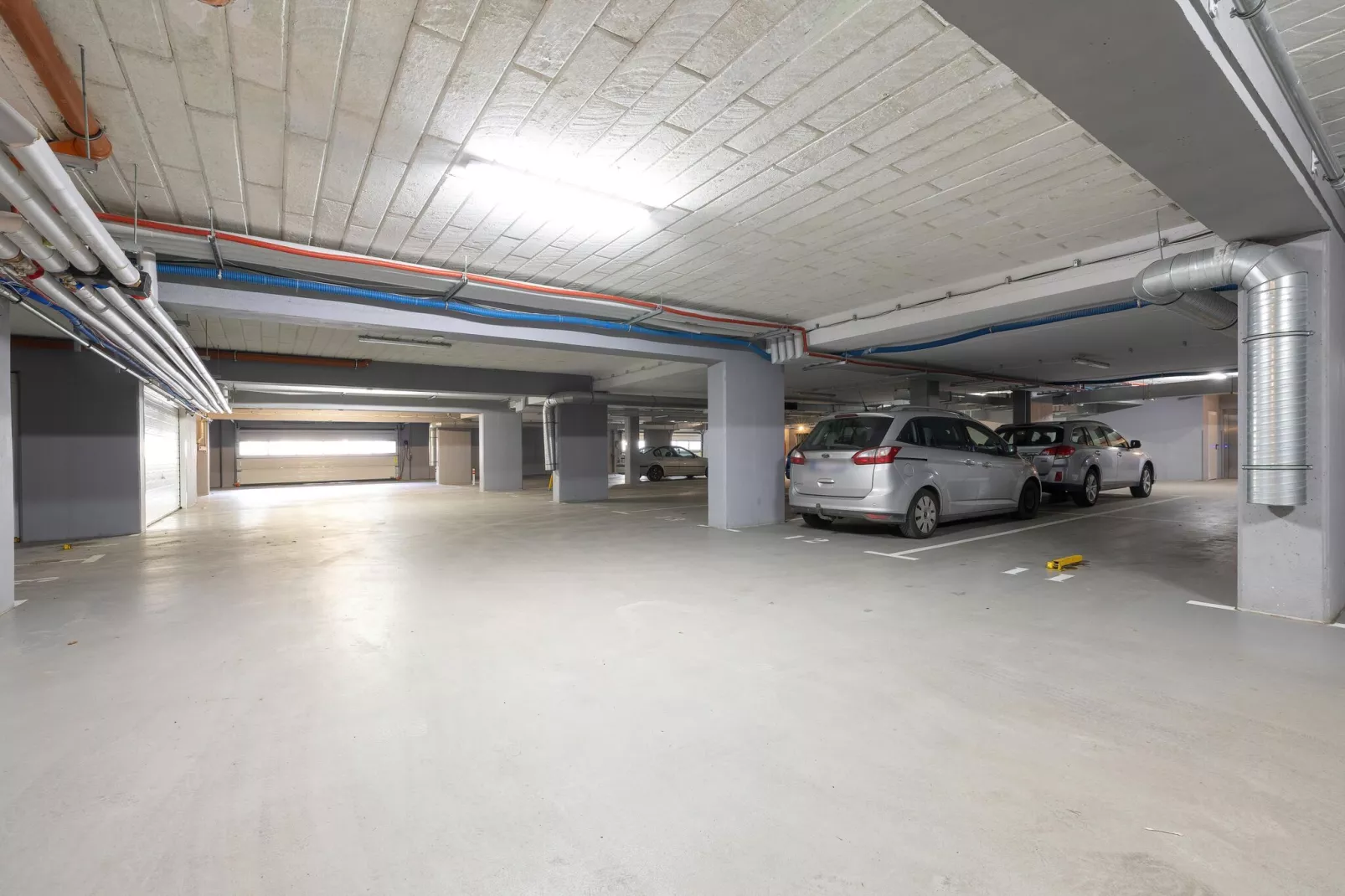 Apartament Grunwaldzka 12b/22 Pobierowo-Parkfaciliteiten