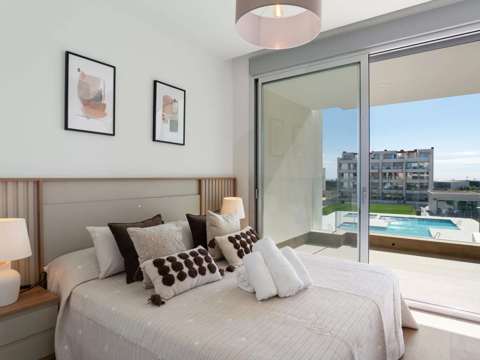 Ema Residencial 63-Binnen