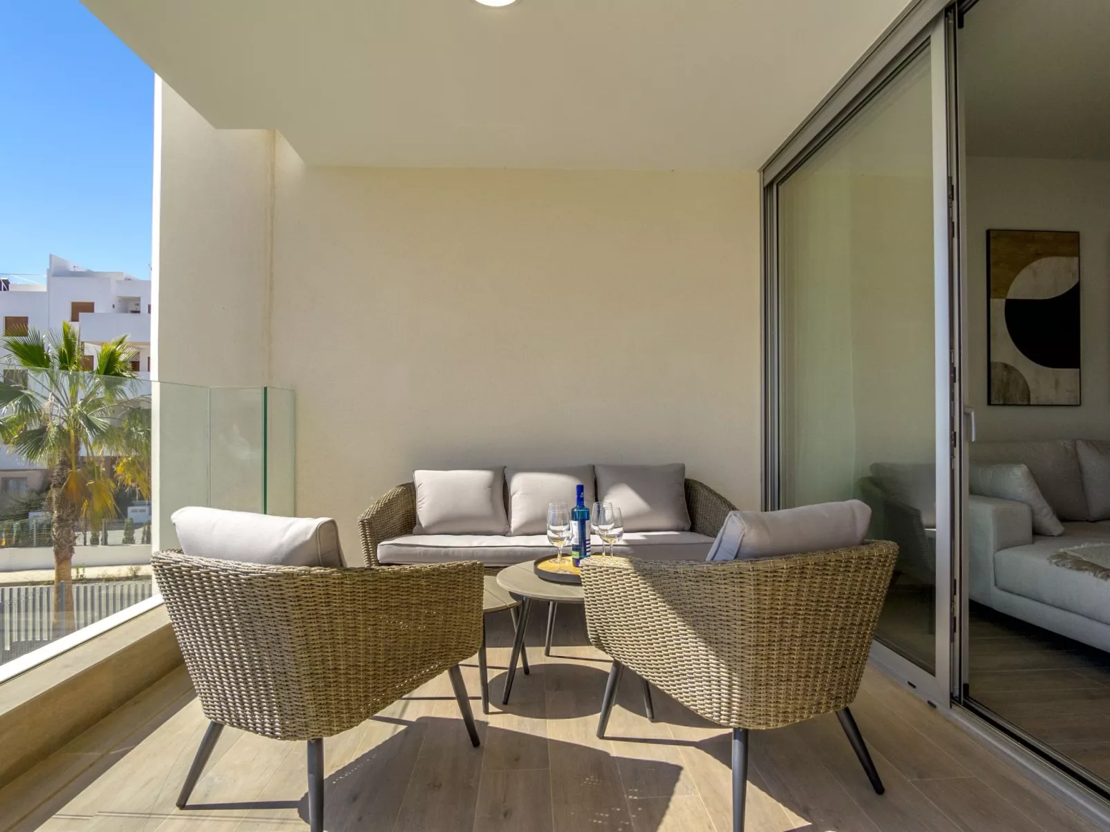 Ema Residencial 63-Buiten
