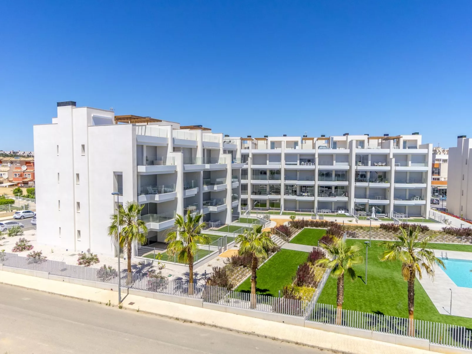 Ema Residencial 63-Buiten
