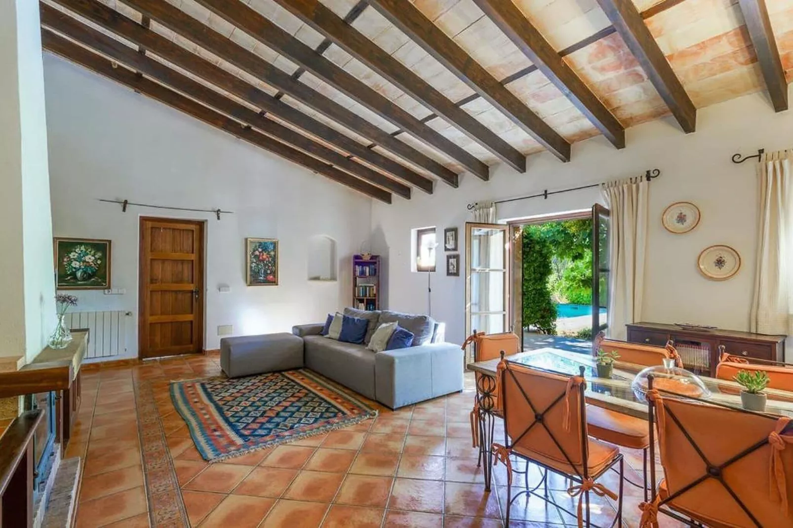 Villa Primera - Sa Palmera-Woonkamer