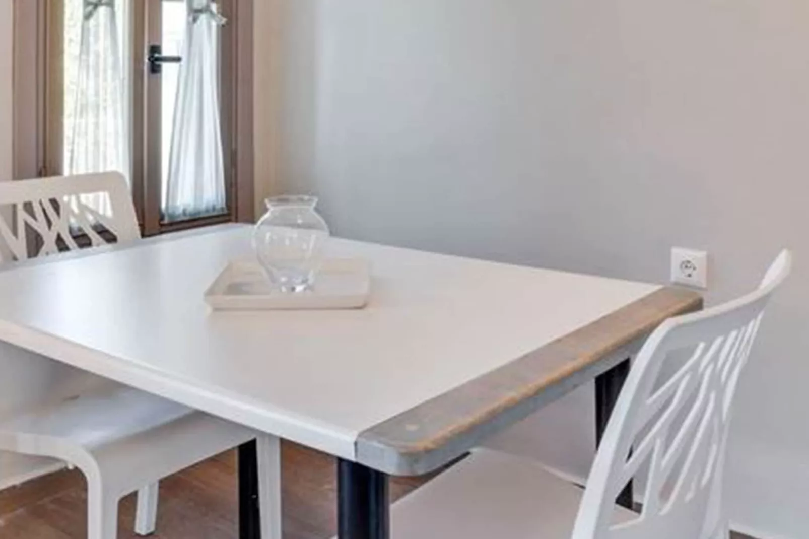 Fijne studio op Lesbos met zwembad-Eetkamer