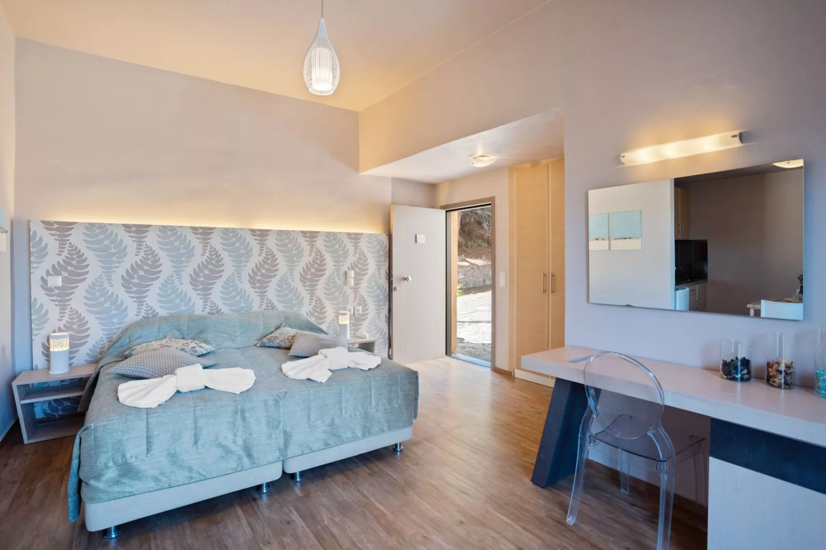 Mooie studio op Lesbos met een balkon-Slaapkamer