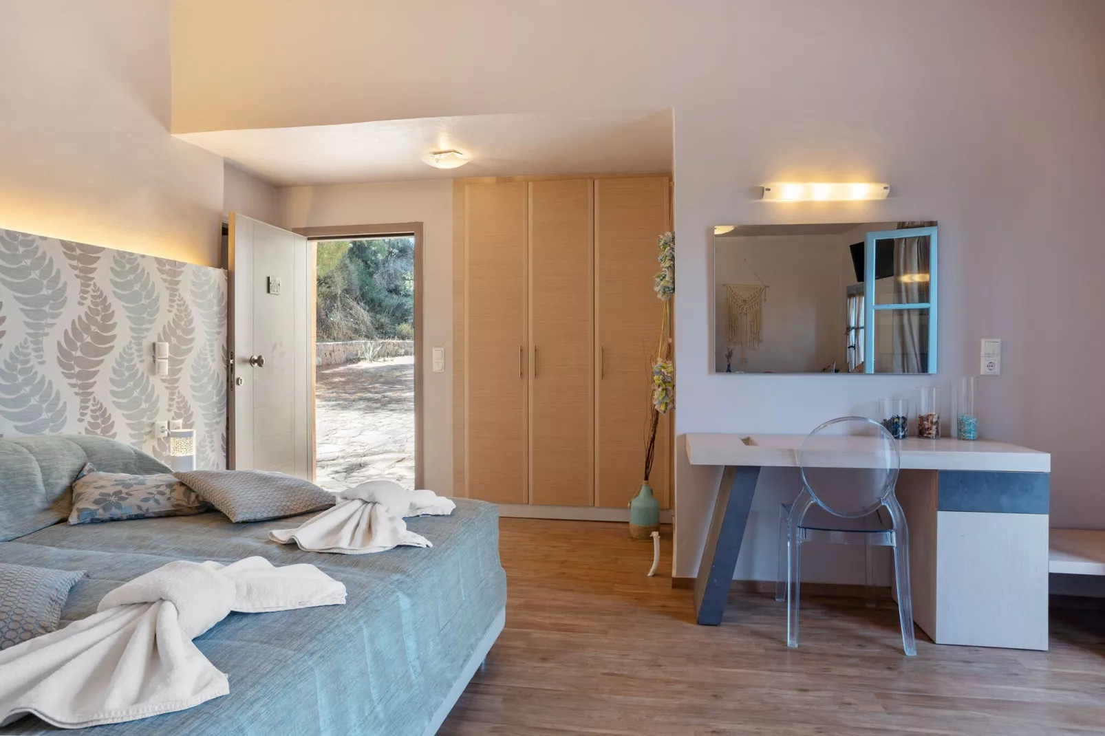 Mooie studio op Lesbos met een balkon-Slaapkamer