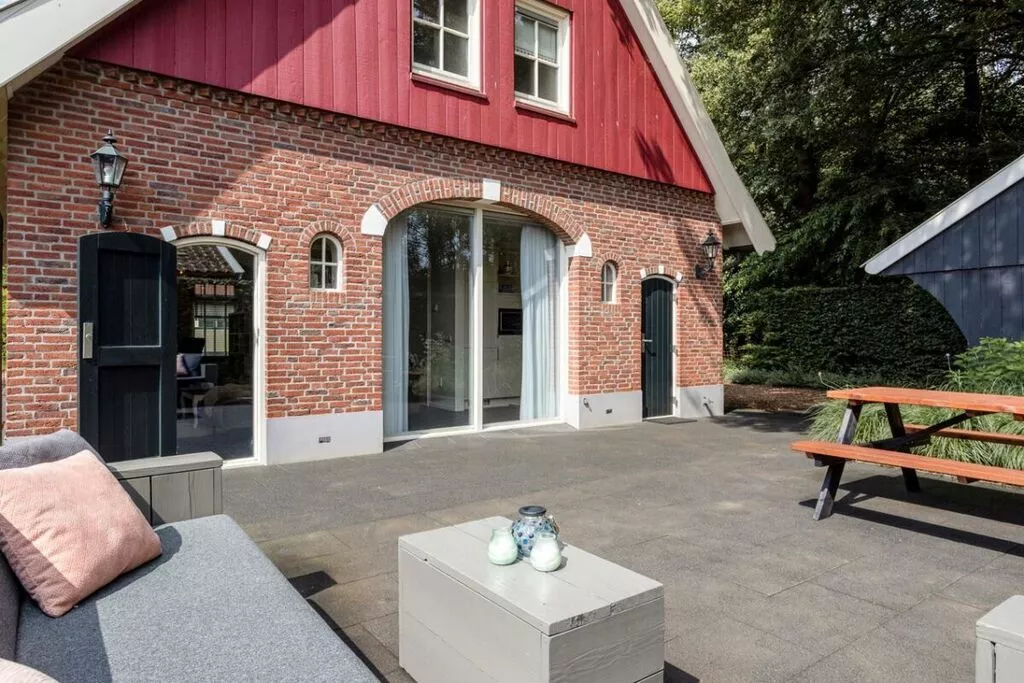 470036-Niet-getagd