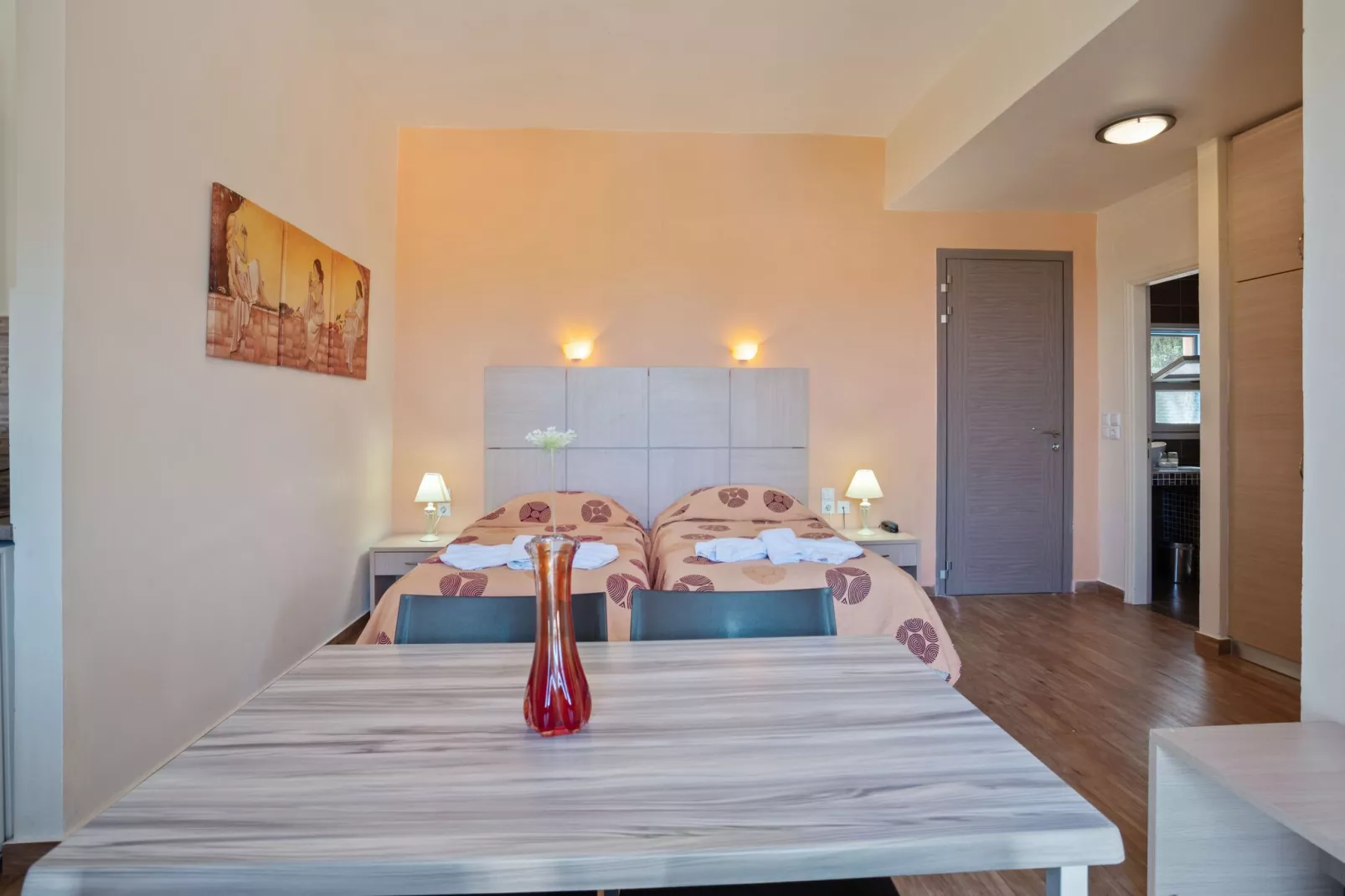 Aangename studio op Lesbos met een balkon-Slaapkamer