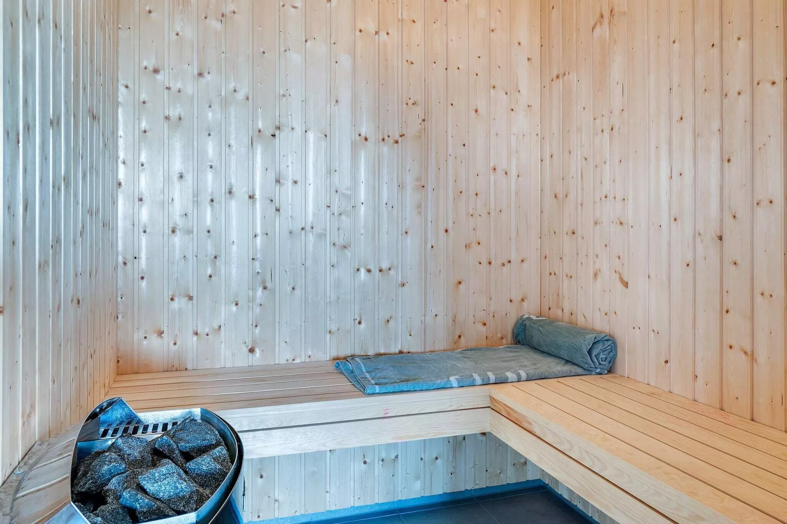18 persoons vakantie huis in Ringkøbing-Sauna