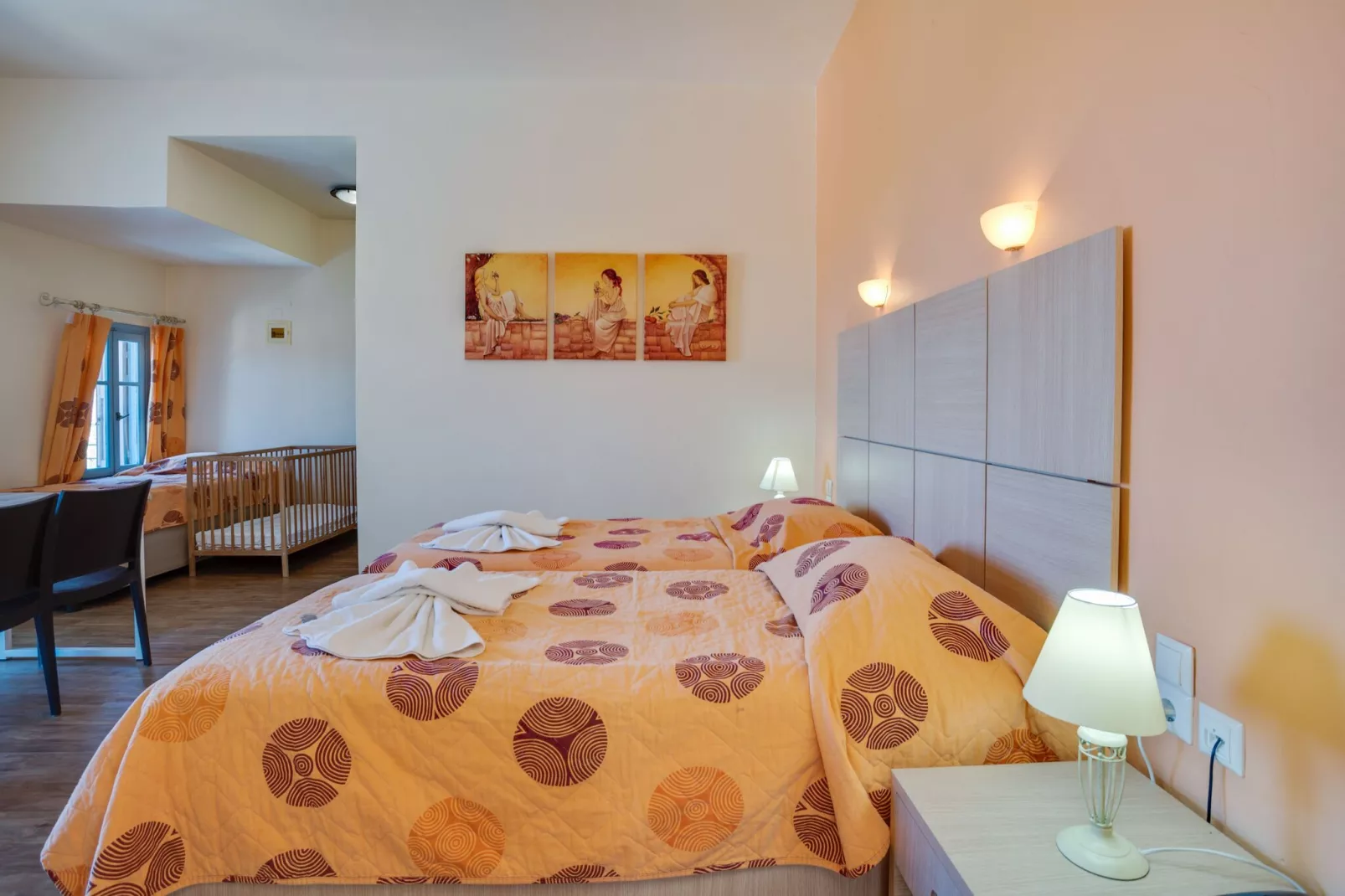 Aangename studio op Lesbos met een balkon-Slaapkamer