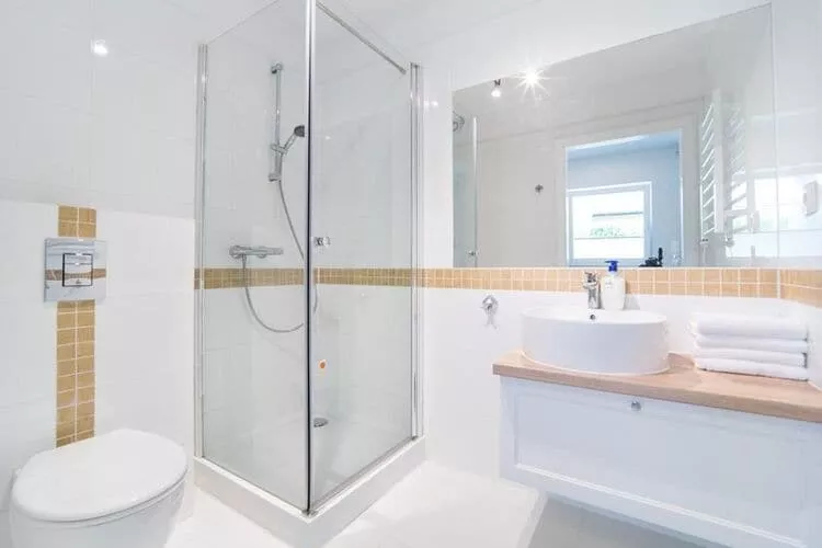Domek wakacyjny dla 6 osób Pobierowo-Badkamer